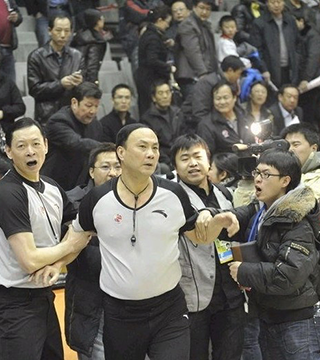 迎俱乐部126周年纪念日，巴萨将在主场展示巨型马赛克拼图（为庆祝俱乐部126周年，巴萨主场将上演巨幅马赛克）