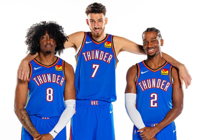 罗体：卢卡库想尽快复出，他希望在月底对罗马时回归赛场（罗体：卢卡库加紧恢复，力争月末对阵罗马时复出）