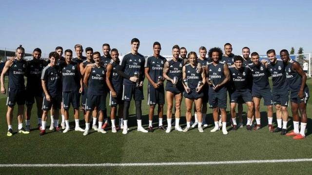 马德兴：U17国足23人名单敲定，邝兆镭10号，梁仕宇落选（马德兴称U17国足23人名单出炉：邝兆镭身披10号，梁仕宇无缘入选）