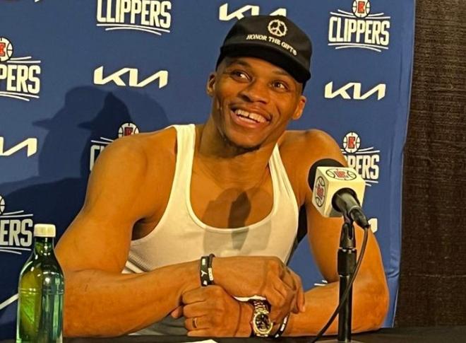 意媒：国米正在关注法兰克福的二号门将考阿-桑托斯（意媒：国际米兰关注法兰克福替补门将考阿-桑托斯）