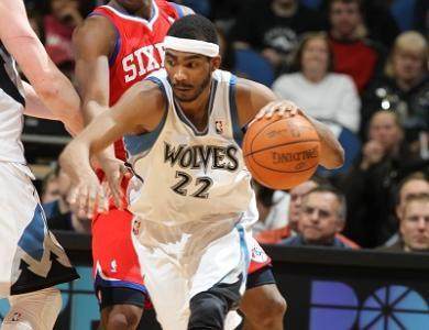 大卫·詹姆斯空砍25+13+8，难阻天津开局四连败（大卫·詹姆斯25分13板8助难救主，天津开局遭四连败）