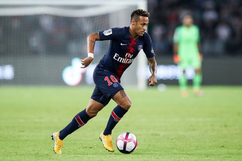 盐城队花志成左脚射门（盐城队花志成左脚劲射）