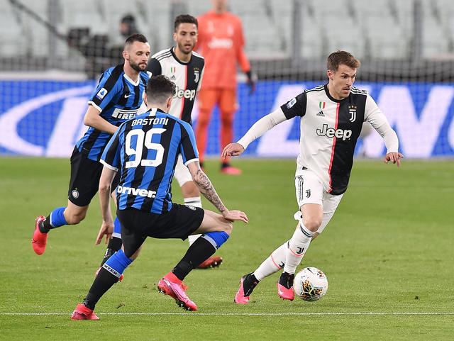 莫雷托：罗马正与曼奇尼谈续约，预计续到2030或2031年（莫雷托称罗马正与曼奇尼洽谈续约，合同预计延至2030或2031年）