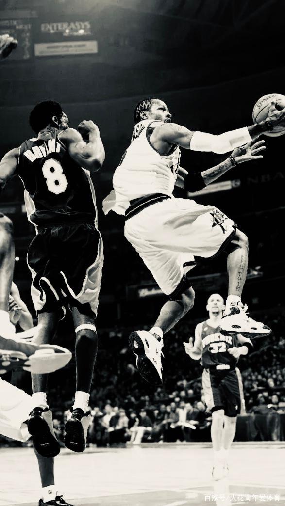 法尔克：纽卡等队曾想引进卡尔，但拜仁抢先与球员完成续约（法尔克：纽卡等队有意卡尔，拜仁先一步与其完成续约）